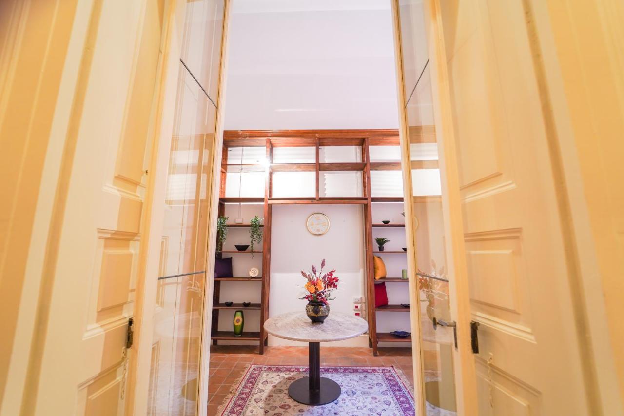Casa Napoletana - Culture Apartment نابولي المظهر الخارجي الصورة
