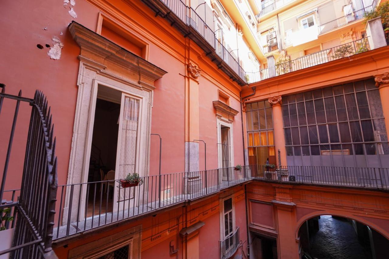 Casa Napoletana - Culture Apartment نابولي المظهر الخارجي الصورة